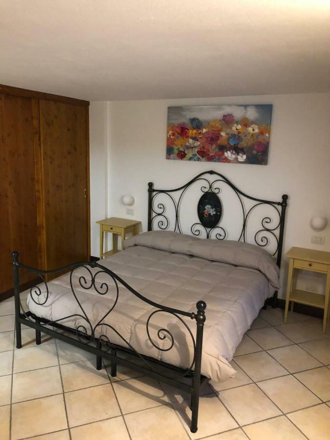 Appartamento Rosa Alpina Tra Il Casino E Le Terme Di Saint Vincent Luaran gambar